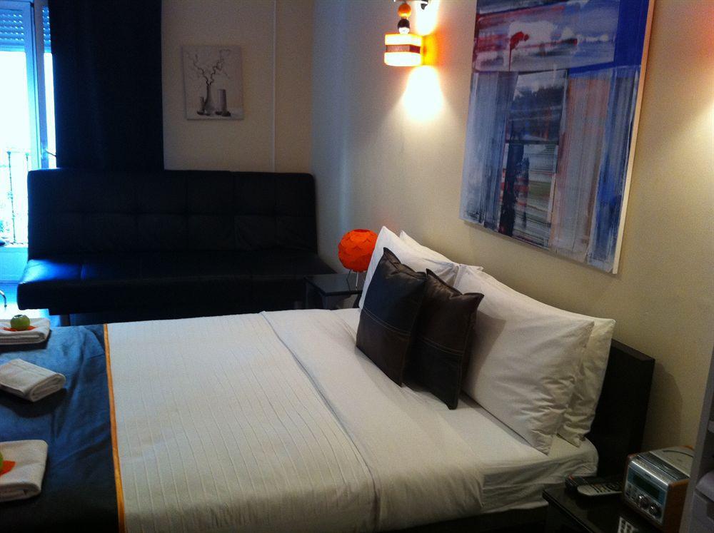 Hostal Oxum Madrid Room photo