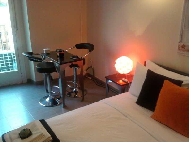 Hostal Oxum Madrid Room photo